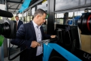 Konec „pendlování“ autobusů do Martinova. Plnička CNG je už i na Hranečníku