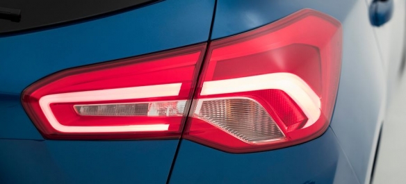 Ford-Focus-Fliessheck-ST-Line-2018--lightbox-7660ba5e-1157087