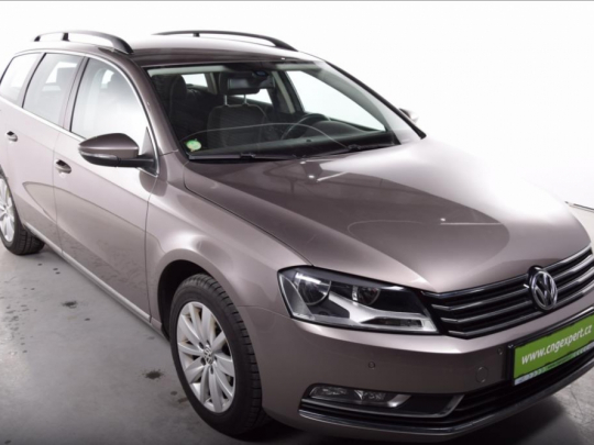 Volkswagen Passat 1.4 CNG Variant  Comfortline