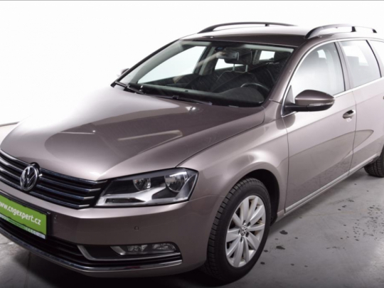 Volkswagen Passat 1.4 CNG Variant  Comfortline