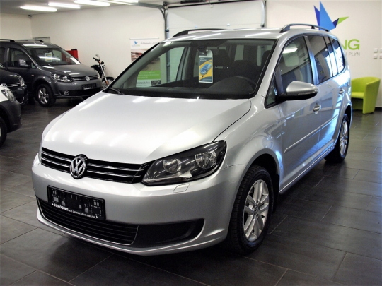 VW Touran 1.4 TSI Ecofuel Masters MAN 2012 – 5míst, zadní PDC, klima, vyhř. sedačky