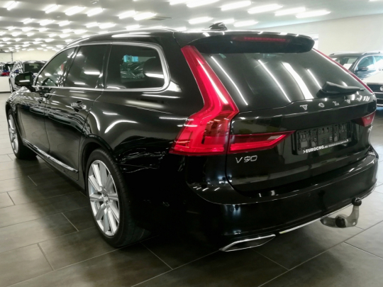 (476) Volvo V90 T5 Bi-Fuel Inscription AUT 2017 – TOP výbava, záruka Volvo