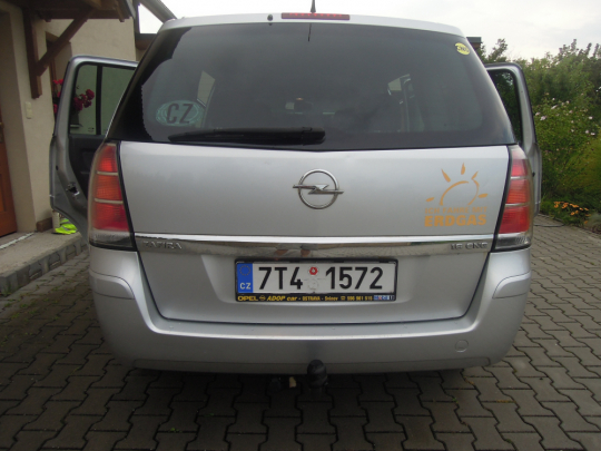 Opel Zafira CNG 1.6, 7 míst, serviska