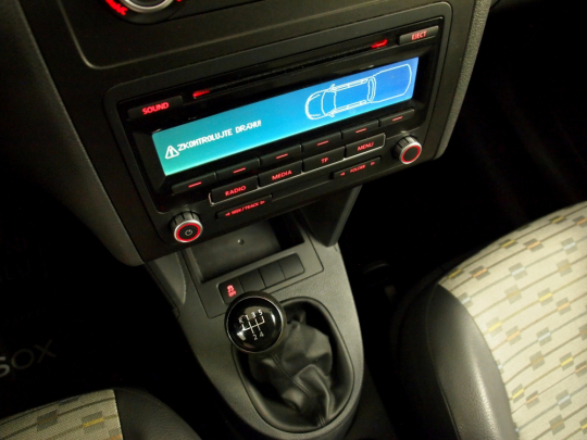 (669) Volkswagen Caddy 2.0 Ecofuel skříň MAN 2014