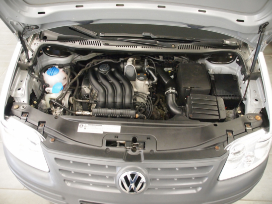 (123) Volkswagen Caddy 2.0 Ecofuel LIFE MAN 2010,2x šoupačky