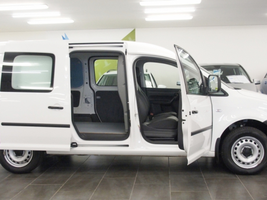 (329) Volkswagen Caddy 2.0 Ecofuel maxi skříň MAN 2014