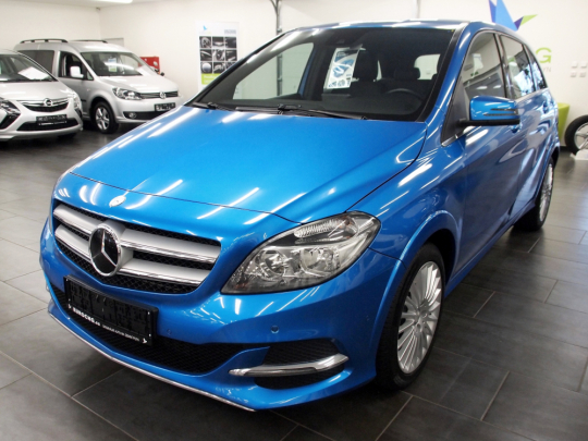 (830) Mercedes-Benz B200 NGD Natural Gas AUT 2015