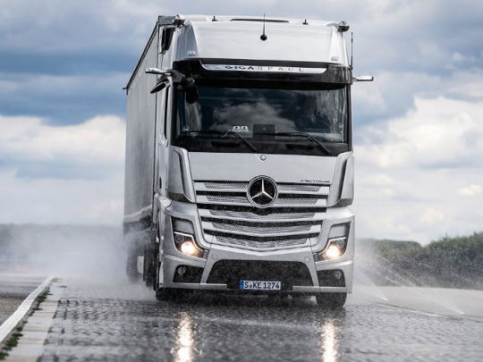 Mercedes Benz Actros 18 - 26 t