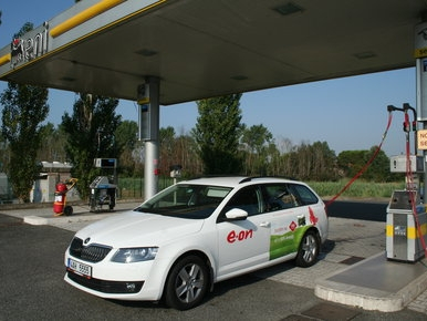 Zájem o vozy na CNG v Česku roste, E.ON rozšiřuje síť plnicích stanic