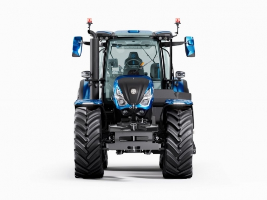 traktor-new-holland-methane-power-lng-zkapalneny-zemni-plyn-8