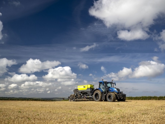 traktor-new-holland-methane-power-lng-zkapalneny-zemni-plyn-6