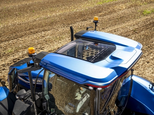 traktor-new-holland-methane-power-lng-zkapalneny-zemni-plyn-26