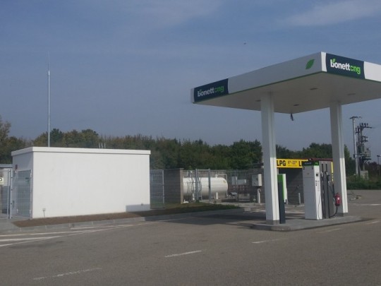 Dopravní omezení u CNG stanice Bonett Rohlenka (D1)