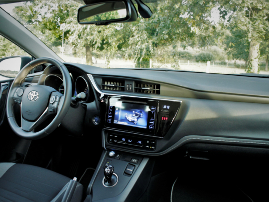 toyota_auris_ecowebsite_2